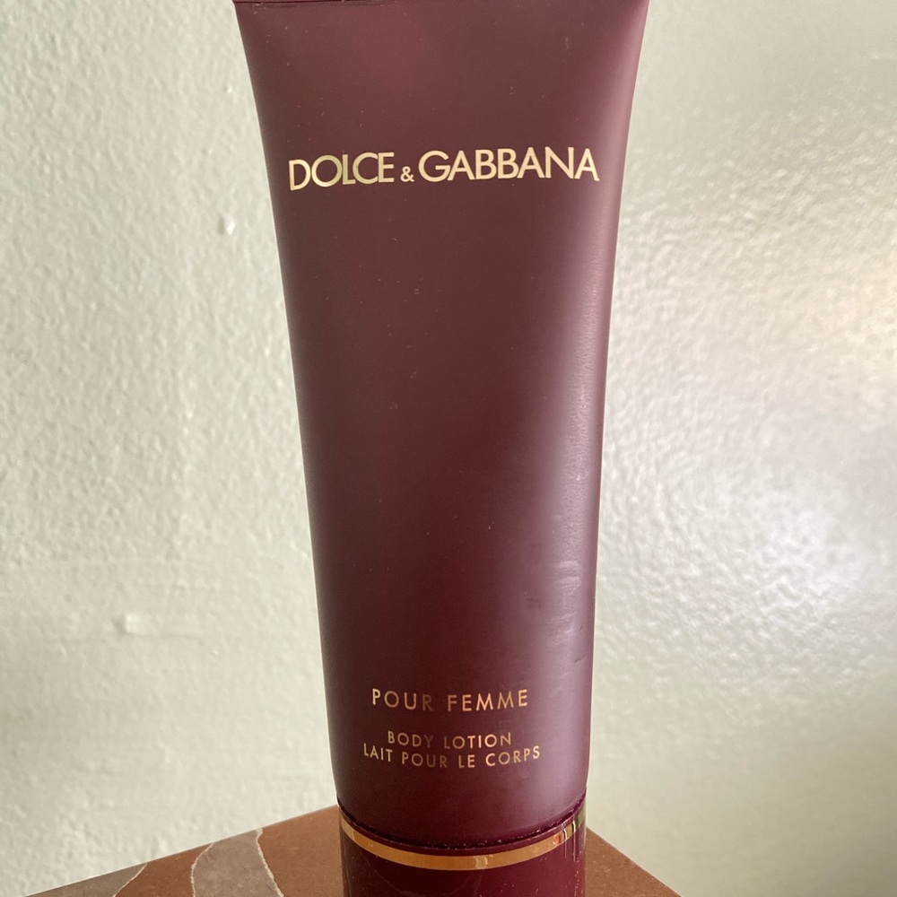 Dolce & Gabbana body lotion